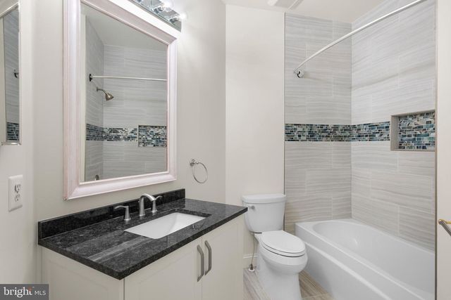 6058 SUGARSTONE CT, Mclean, VA 22101