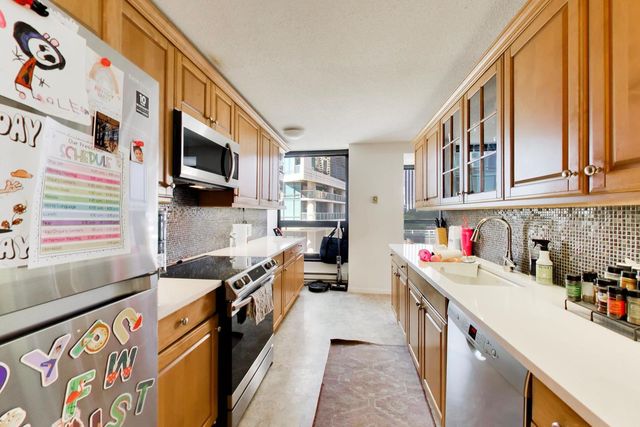 360 E Randolph Street 405, Chicago, IL 60601