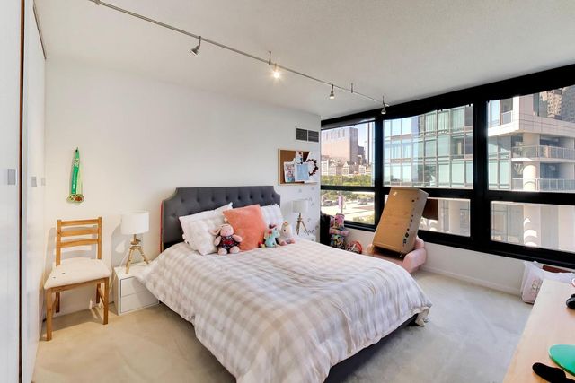 360 E Randolph Street 405, Chicago, IL 60601