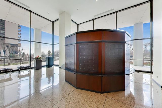 360 E Randolph Street 405, Chicago, IL 60601