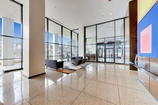 360 E Randolph Street 405, Chicago, IL 60601