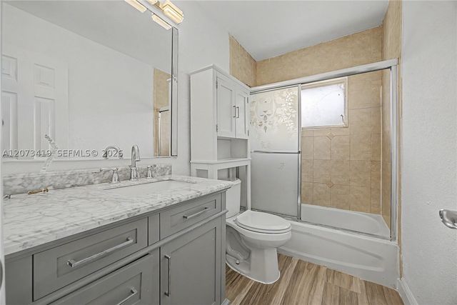 8475 SW 94th St 224E, Miami, FL 33156