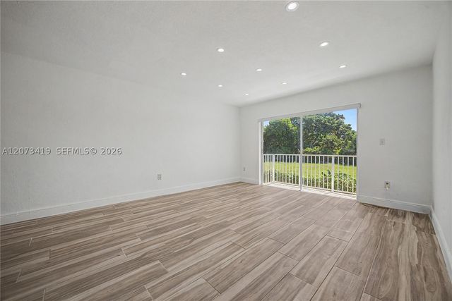 8475 SW 94th St 224E, Miami, FL 33156