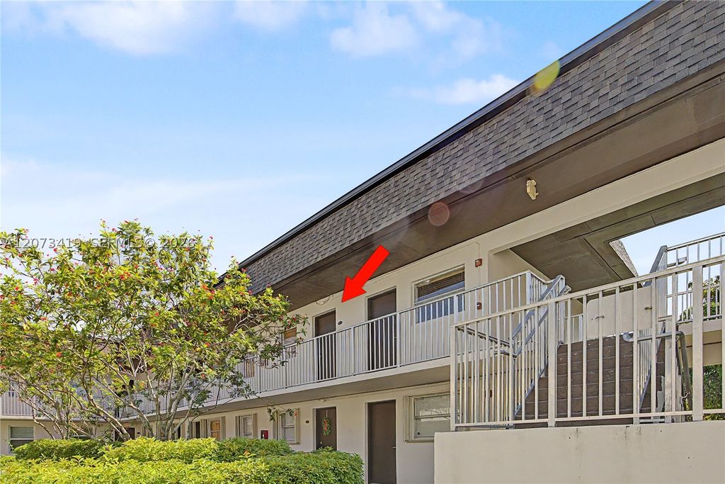8475 SW 94th St 224E, Miami, FL 33156
