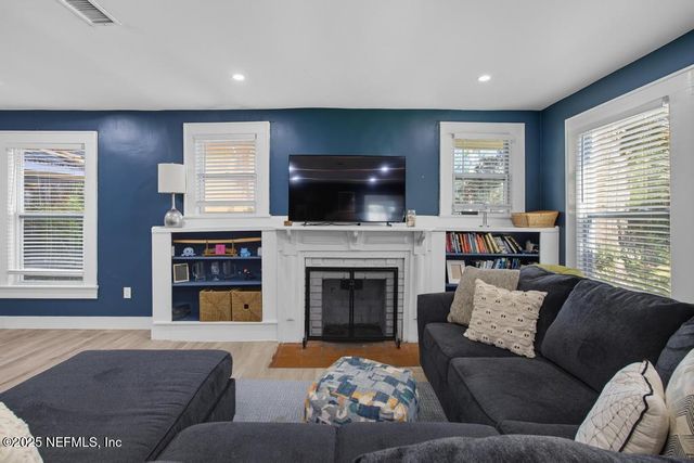 2916 APACHE Avenue, Jacksonville, FL 32210