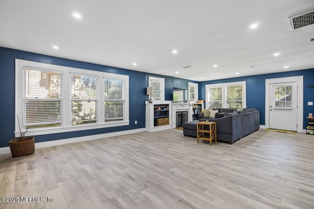 2916 APACHE Avenue, Jacksonville, FL 32210