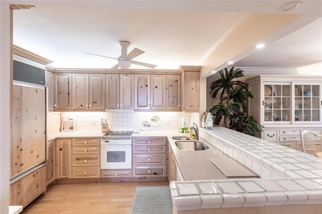 1055 W PEPPERTREE DRIVE 703AA, Sarasota, FL 34242