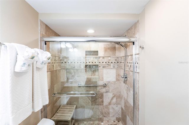 1055 W PEPPERTREE DRIVE 703AA, Sarasota, FL 34242