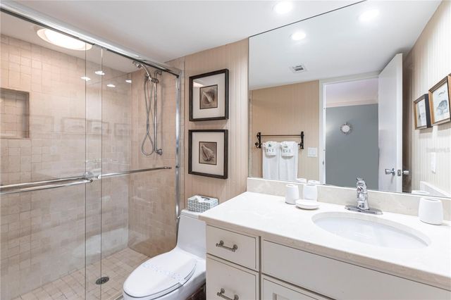 1055 W PEPPERTREE DRIVE 703AA, Sarasota, FL 34242