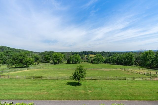 23 Spring Hill Rd, Franklin Twp., NJ 08801