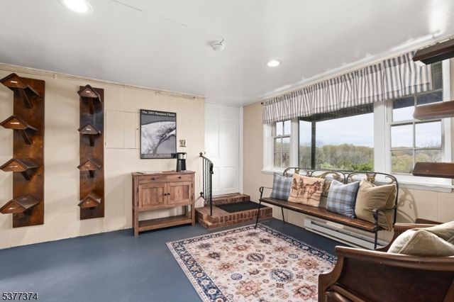 23 Spring Hill Rd, Franklin Twp., NJ 08801