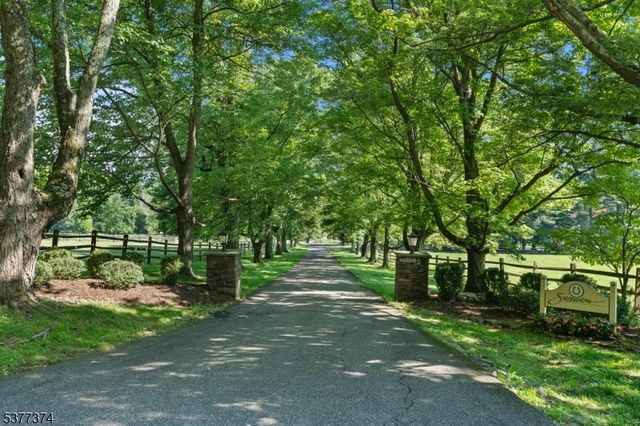 23 Spring Hill Rd, Franklin Twp., NJ 08801