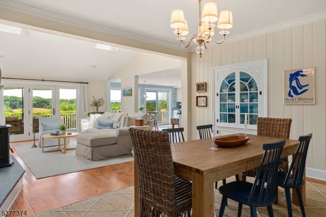 23 Spring Hill Rd, Franklin Twp., NJ 08801