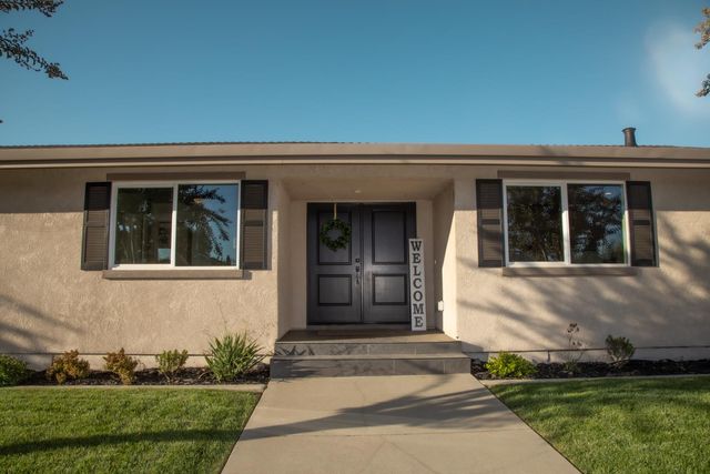 2025 W Vine St, Lodi, CA 95242