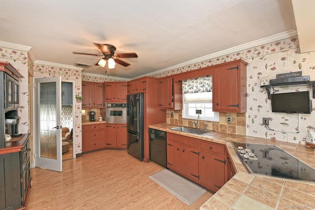 2432 Kayron Lane, North Bellmore, NY 11710