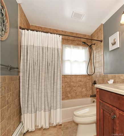 2432 Kayron Lane, North Bellmore, NY 11710