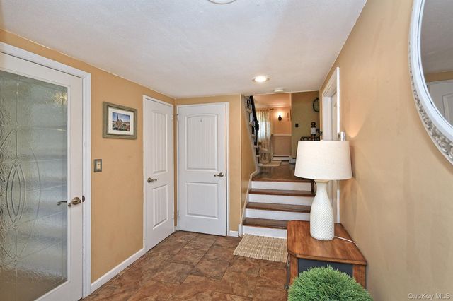 2432 Kayron Lane, North Bellmore, NY 11710