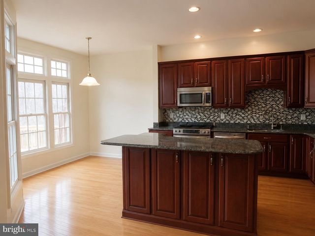 6240 LEVI CT, Springfield, VA 22150