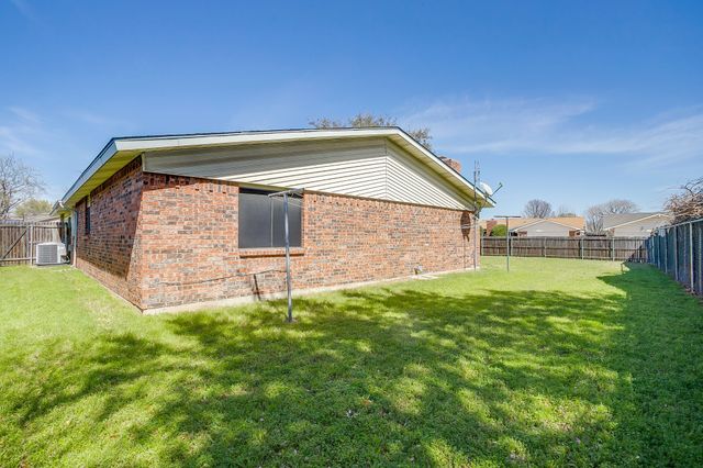 4028 Engleman Street, Fort Worth, TX 76137