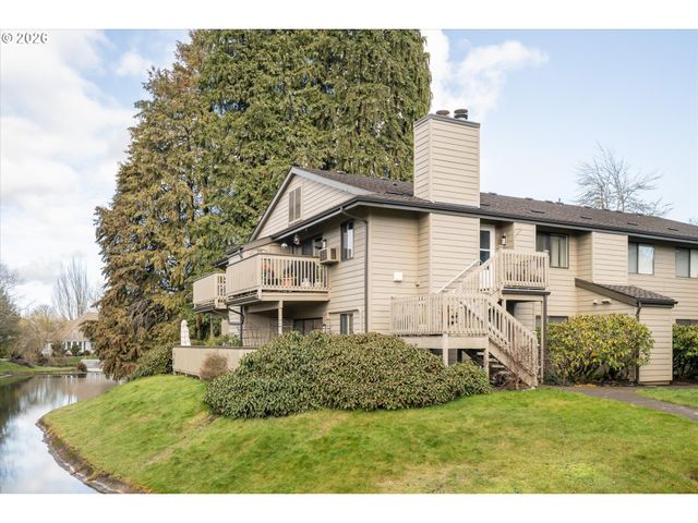 2026 LAKE ISLE Dr, Eugene, OR 97401