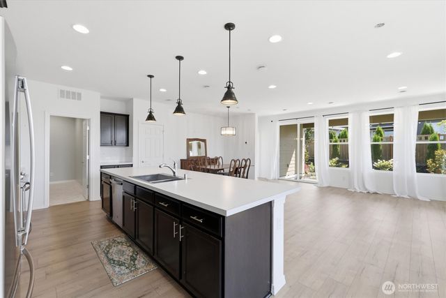 15203 182nd Avenue E, Bonney Lake, WA 98391