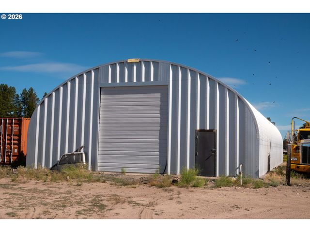 1950 SILVER LAKE Rd, Chiloquin, OR 97624