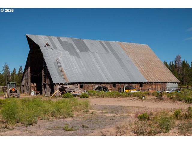 1950 SILVER LAKE Rd, Chiloquin, OR 97624