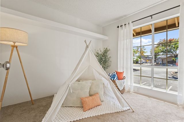 94-100 Huki Place 201, Waipahu, HI 96797