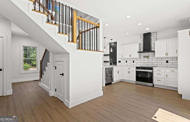 525 Medlock Road, Decatur, GA 30030