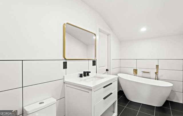 525 Medlock Road, Decatur, GA 30030