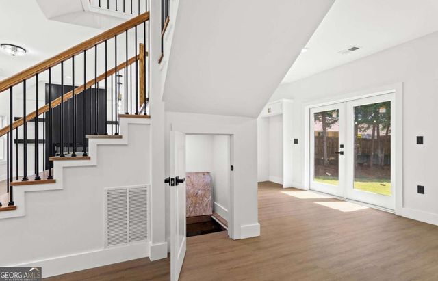 525 Medlock Road, Decatur, GA 30030