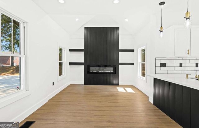 525 Medlock Road, Decatur, GA 30030