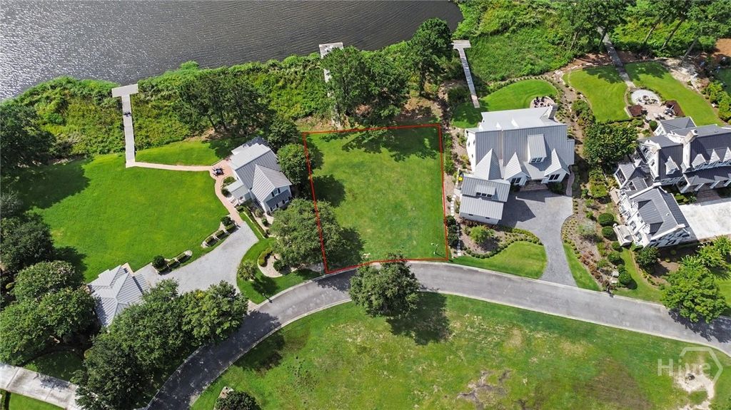 Image 7 of property listing at 182 Captains Walk, Richmond Hill, GA 31324