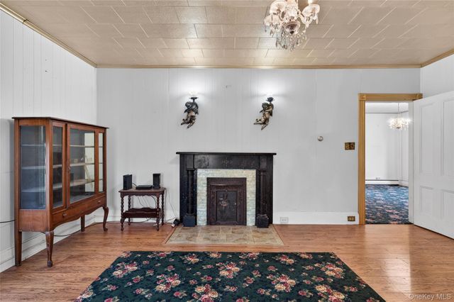 70 North Road, Bloomingburg, NY 12721