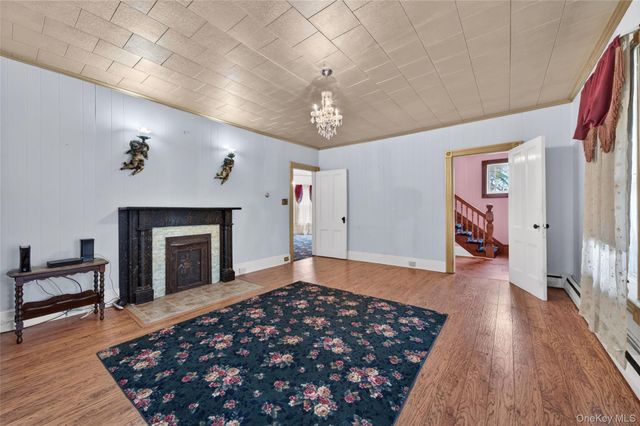 70 North Road, Bloomingburg, NY 12721