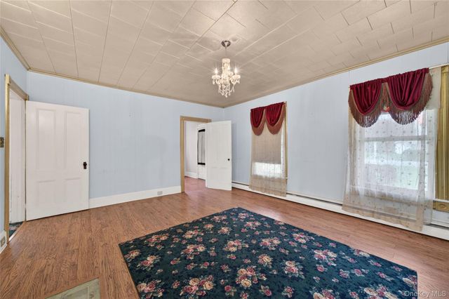 70 North Road, Bloomingburg, NY 12721