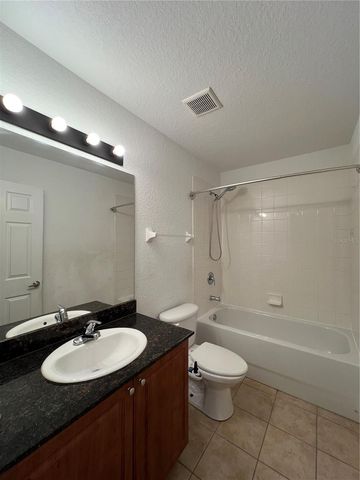 8210 DOWN ROYAL ROAD, Tampa, FL 33610