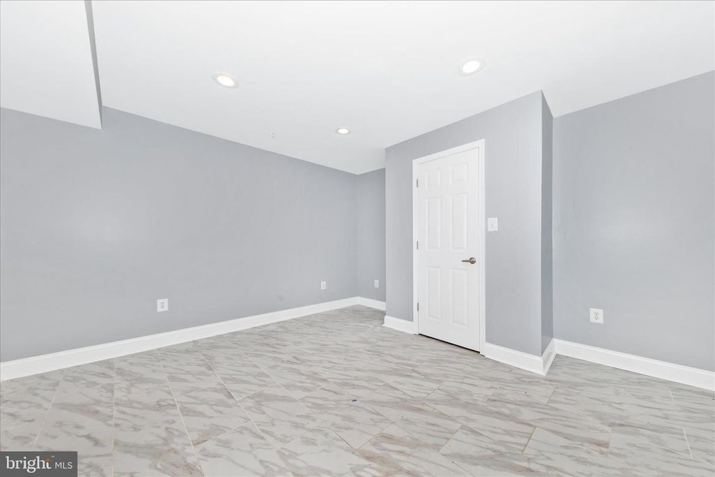 Image 31 of property listing at 201 ARBOR VISTA LN, Owings Mills, MD 21117