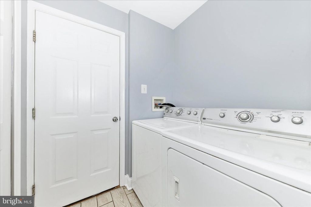 Image 33 of property listing at 201 ARBOR VISTA LN, Owings Mills, MD 21117