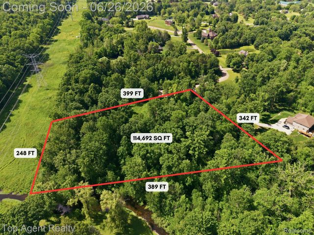 657 DONNA MAE, Addison Township, MI 48367