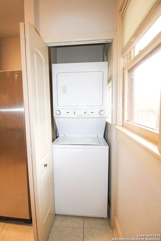 438 W Rosewood, San Antonio, TX 78212