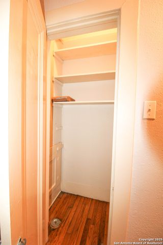 438 W Rosewood, San Antonio, TX 78212