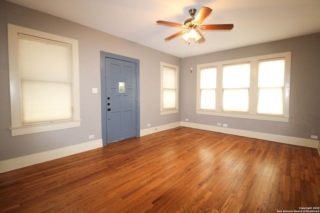 438 W Rosewood, San Antonio, TX 78212