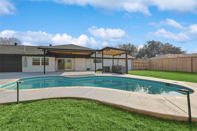 12417 Quincy Lane, Dallas, TX 75230