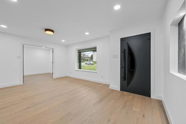 12417 Quincy Lane, Dallas, TX 75230