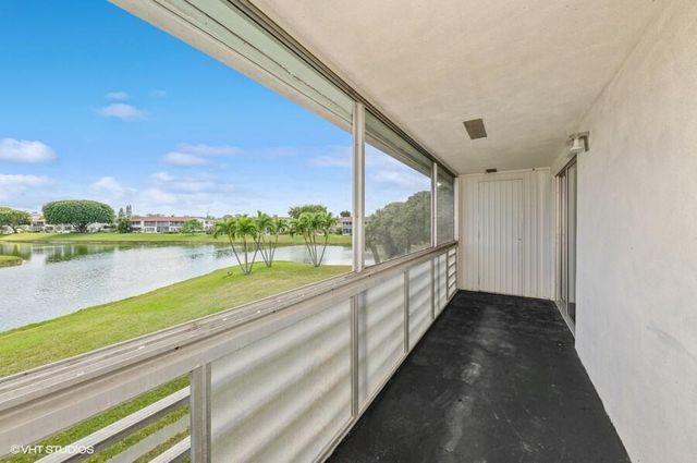 118 Somerset F, West Palm Beach, FL 33417