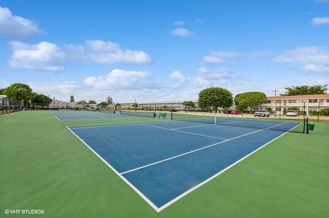 118 Somerset F, West Palm Beach, FL 33417