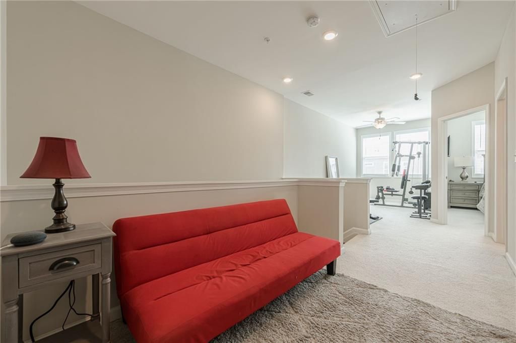 Image 31 of property listing at 719 Topsail Lane, Alpharetta, GA 30005