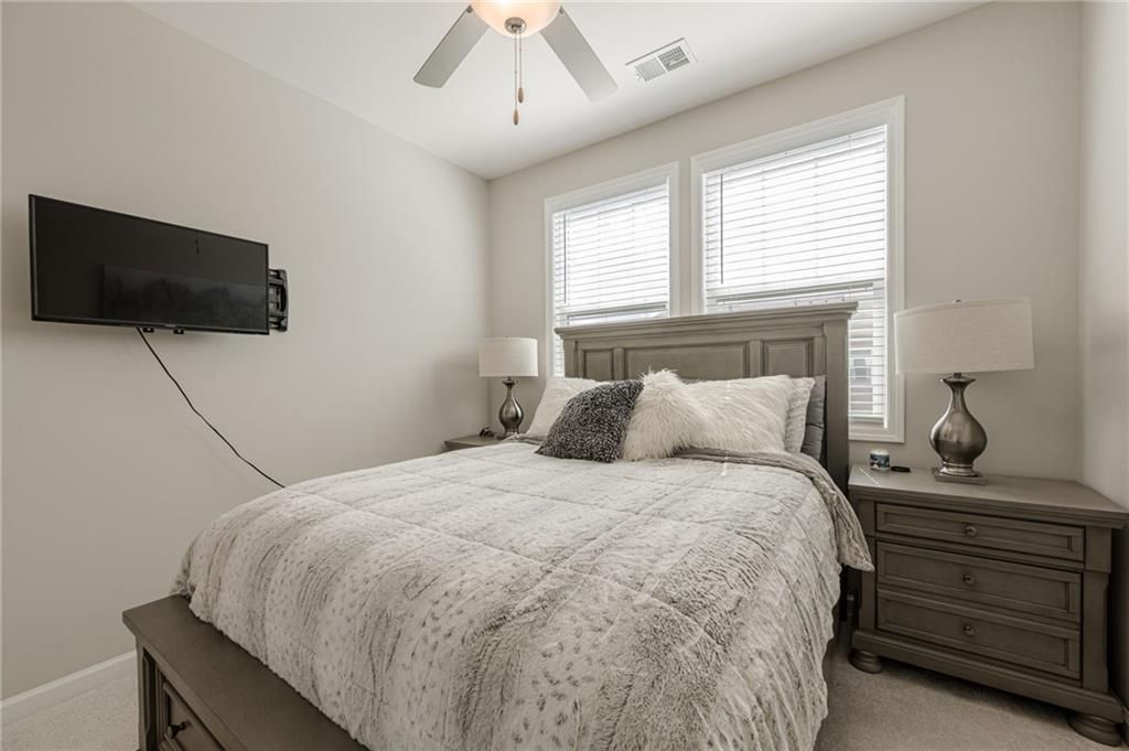 Image 35 of property listing at 719 Topsail Lane, Alpharetta, GA 30005