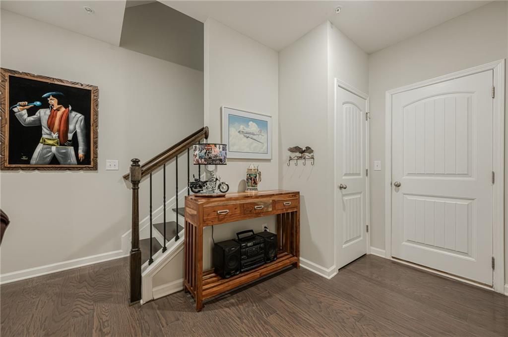 Image 43 of property listing at 719 Topsail Lane, Alpharetta, GA 30005